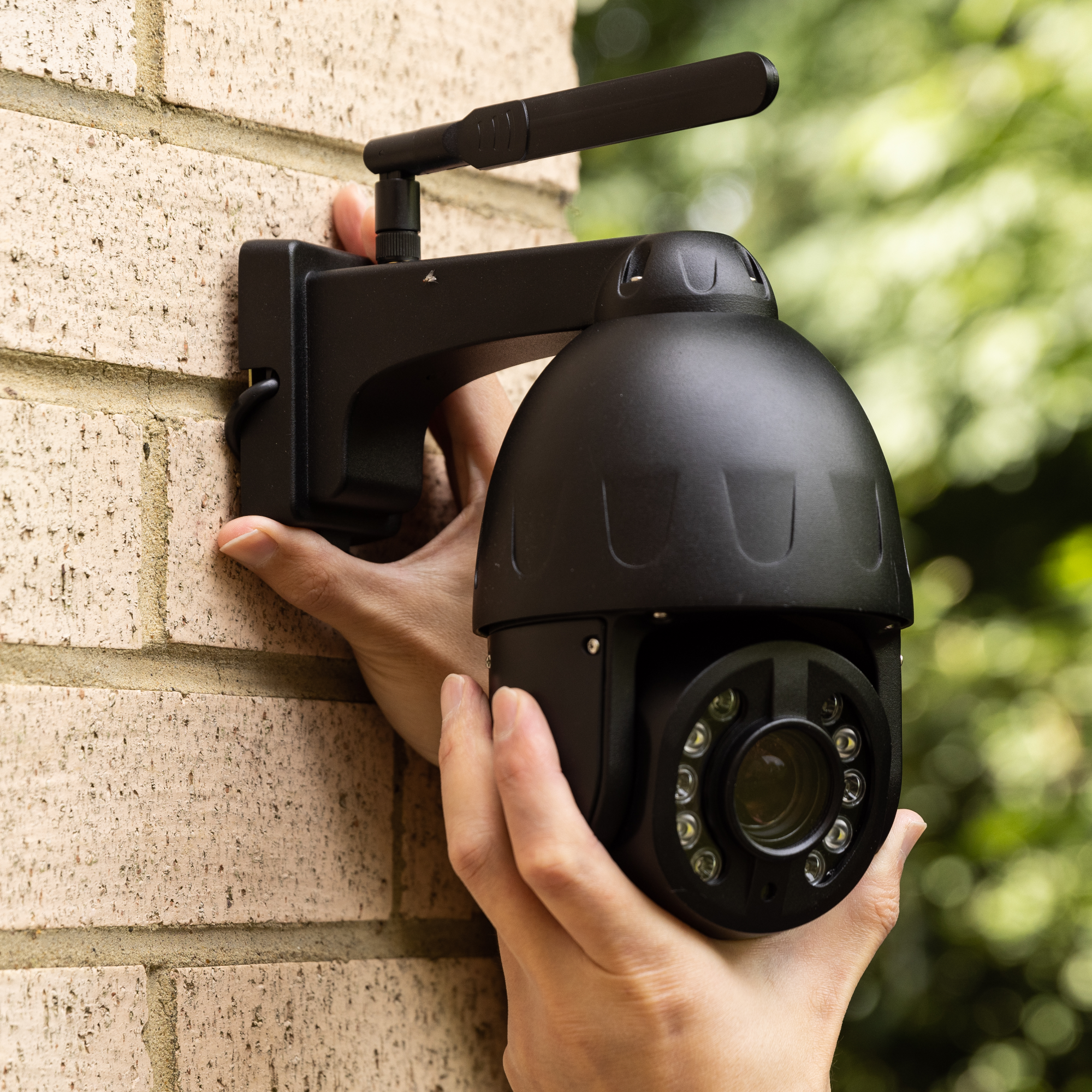 Zxtech 4K Wireless PTZ CCTV System - 9 x WiFi Security Camera 5X/10X/20X Auto Zoom Colour Night Vision Outdoor 2-Way-Audio 9CH Sony Starvis