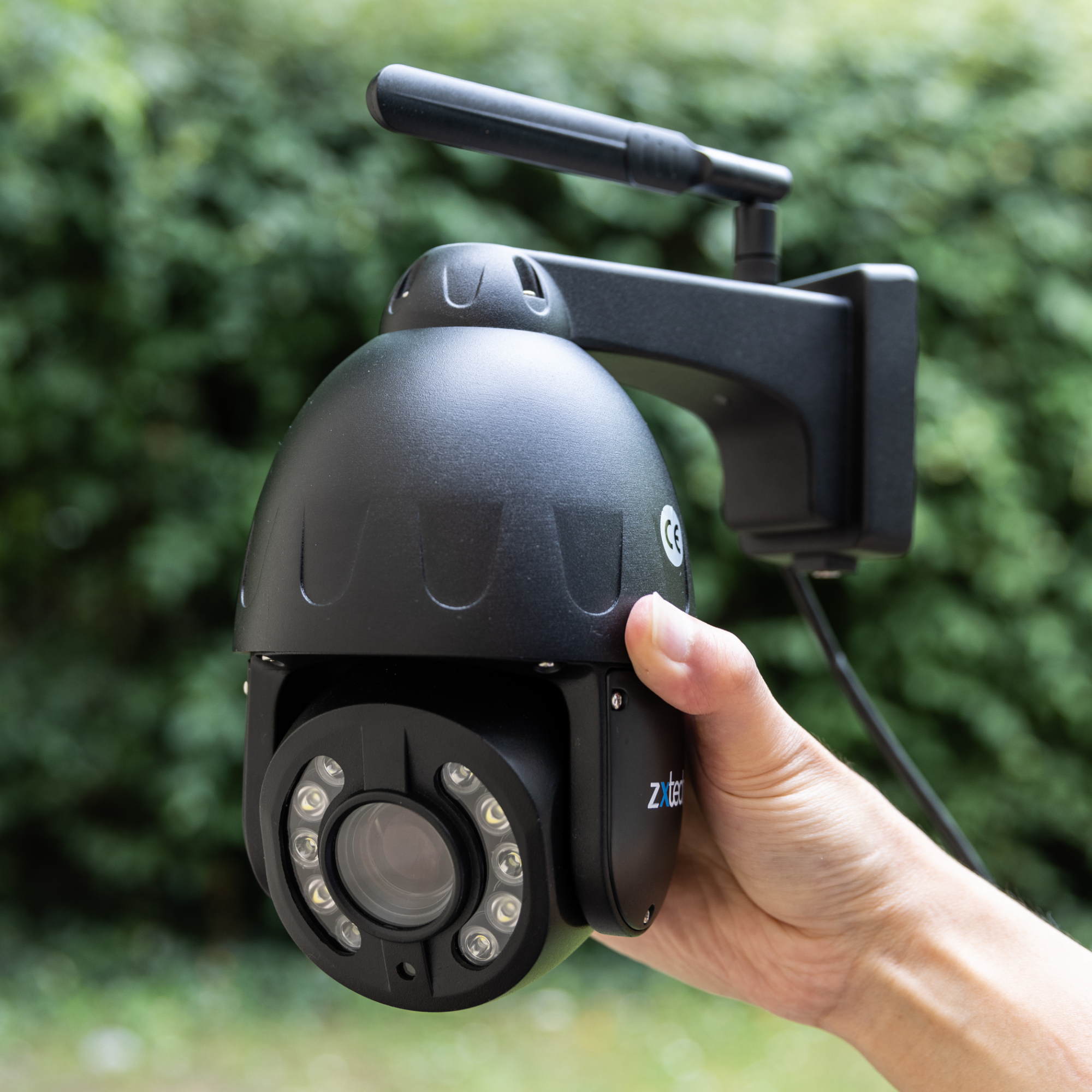 Zxtech 4K Wireless PTZ CCTV System - 4 x WiFi Security Camera 5X/10X/20X Auto Zoom Colour Night Vision Outdoor 2-Way-Audio 9CH Sony Starvis