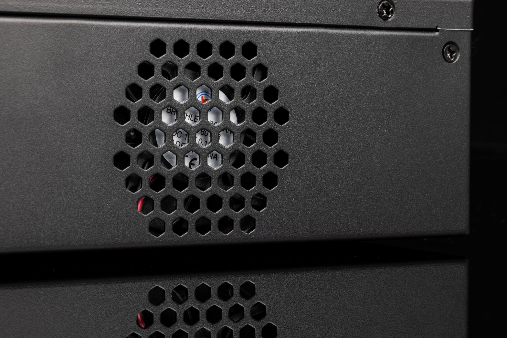 Zxtech Onyx 32CH (24-PoE) 16MP/4K PoE NVR Recorder, 4-Bay 40TB, H.265+, AI Human Detection