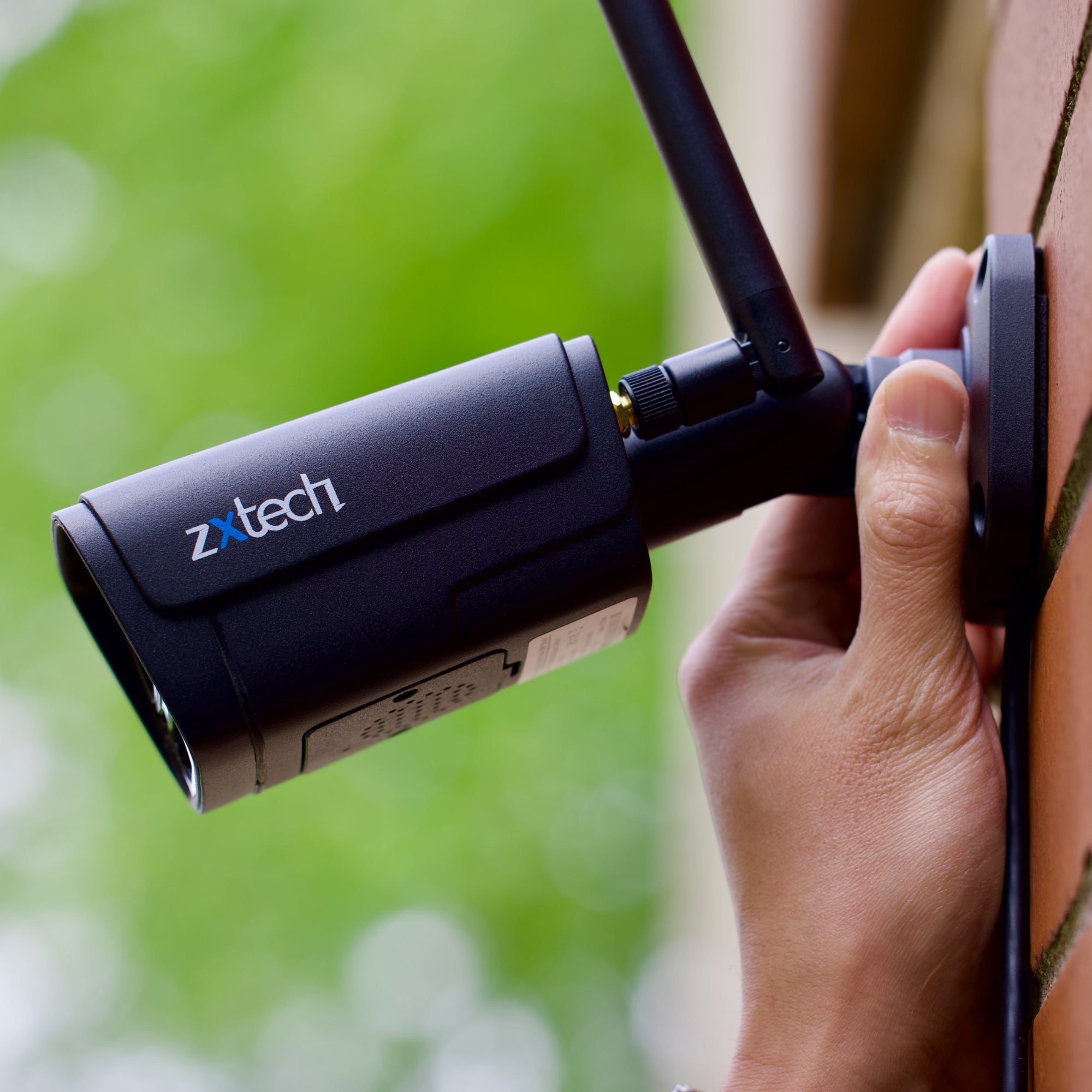 Zxtech 5MP/8MP/4K Wireless CCTV System - 7x WiFi Security Cameras Outdoor 2-Way-Audio Night Vision 9CH Sony Starvis | WF7D9Y